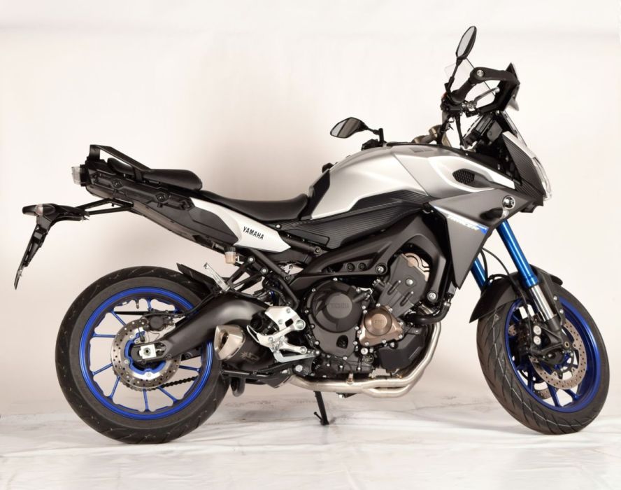SPARK FORCE FULL SYSTEM DARK STYLE (RUSTFRI) LYDDÆMPER & RUSTFRI FORRØR YAMAHA MT-09