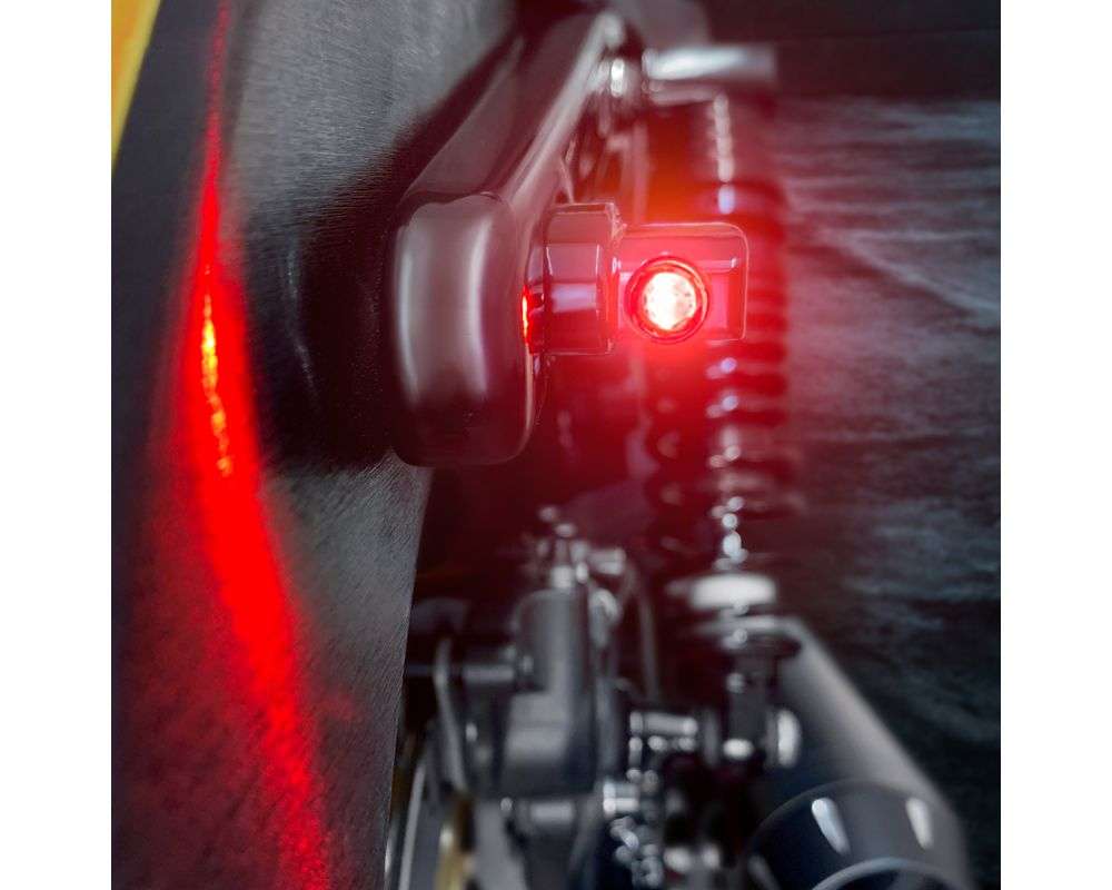 Heinz Bikes Nano winglet 3-i-1 led blink ned bremselys og baglys